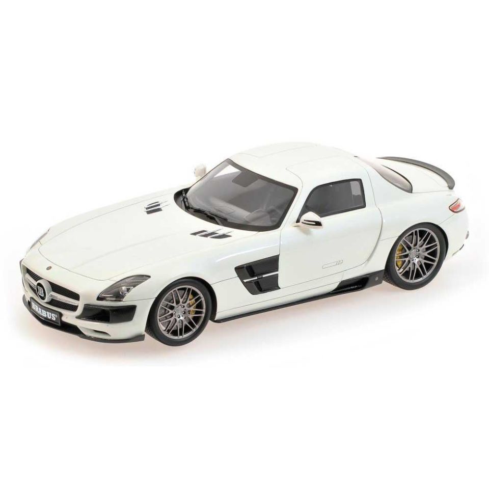 MINICHAMPS MERCEDES BRABUS 700 BITURBO ROADSTER 2013 (107032130) 1:18