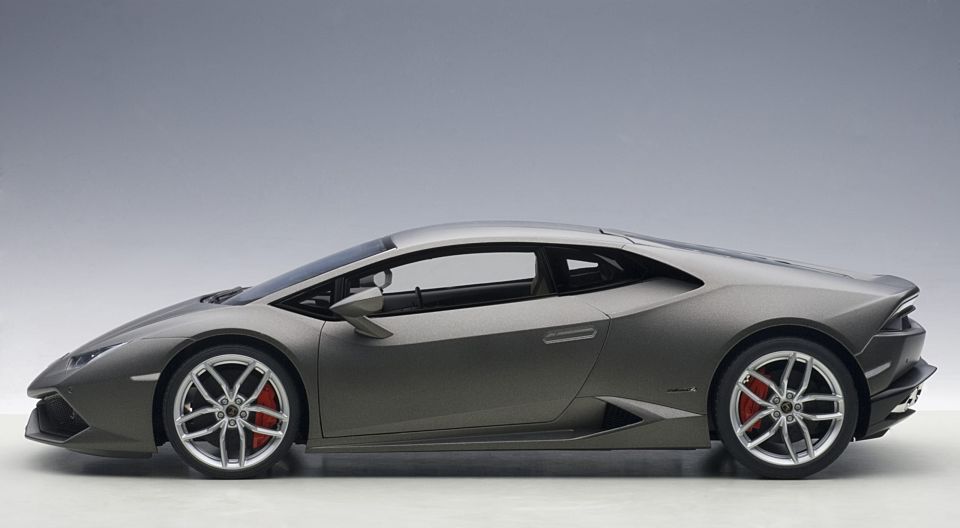 Autoart Lamborghini Huracan LP610-4 1:12 (12099)