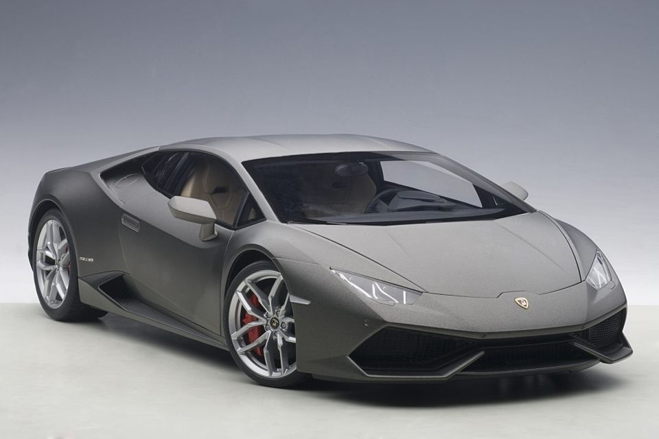 Autoart Lamborghini Huracan LP610-4 1:12 (12099)