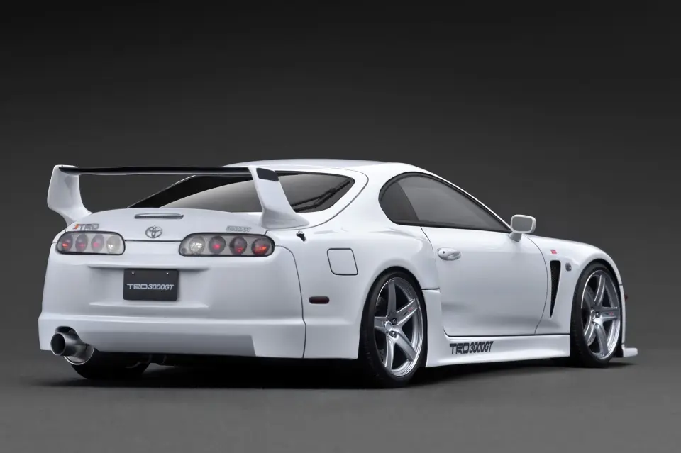 IGNITION MODEL TOYOTA SUPRA (A80) TRD 3000GT WHITE 1:18 (IG3598)