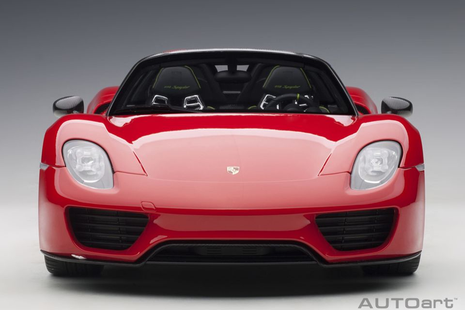 AUTOART 1:12 Porsche 918 Speyder Weissach Paketi (12122)