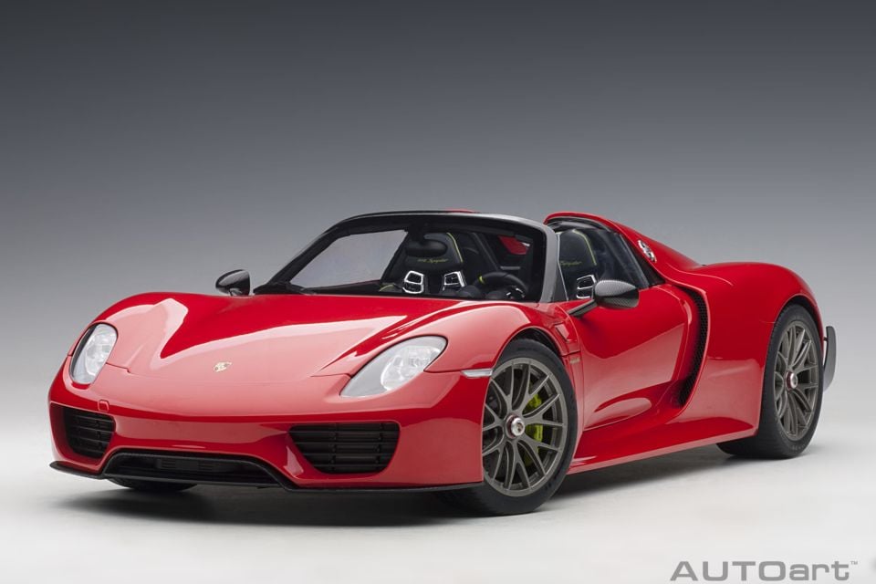AUTOART 1:12 Porsche 918 Speyder Weissach Paketi (12122)