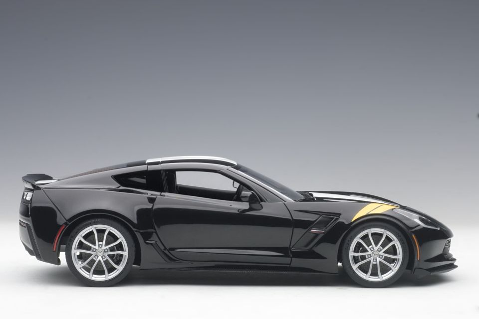 AUTOART Chevrolet Corvette C7 Grand Sport 1:18