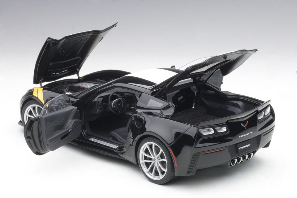 AUTOART Chevrolet Corvette C7 Grand Sport 1:18