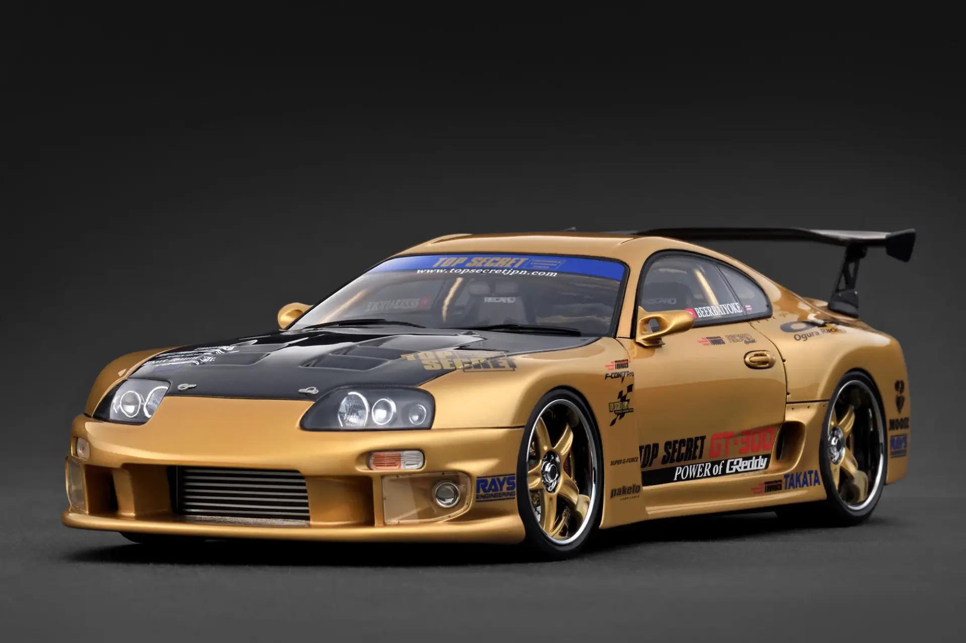 IGNITION MODEL TOP SECRET GT300 SUPRA (A80) GOLD 1:18 (IG3743)
