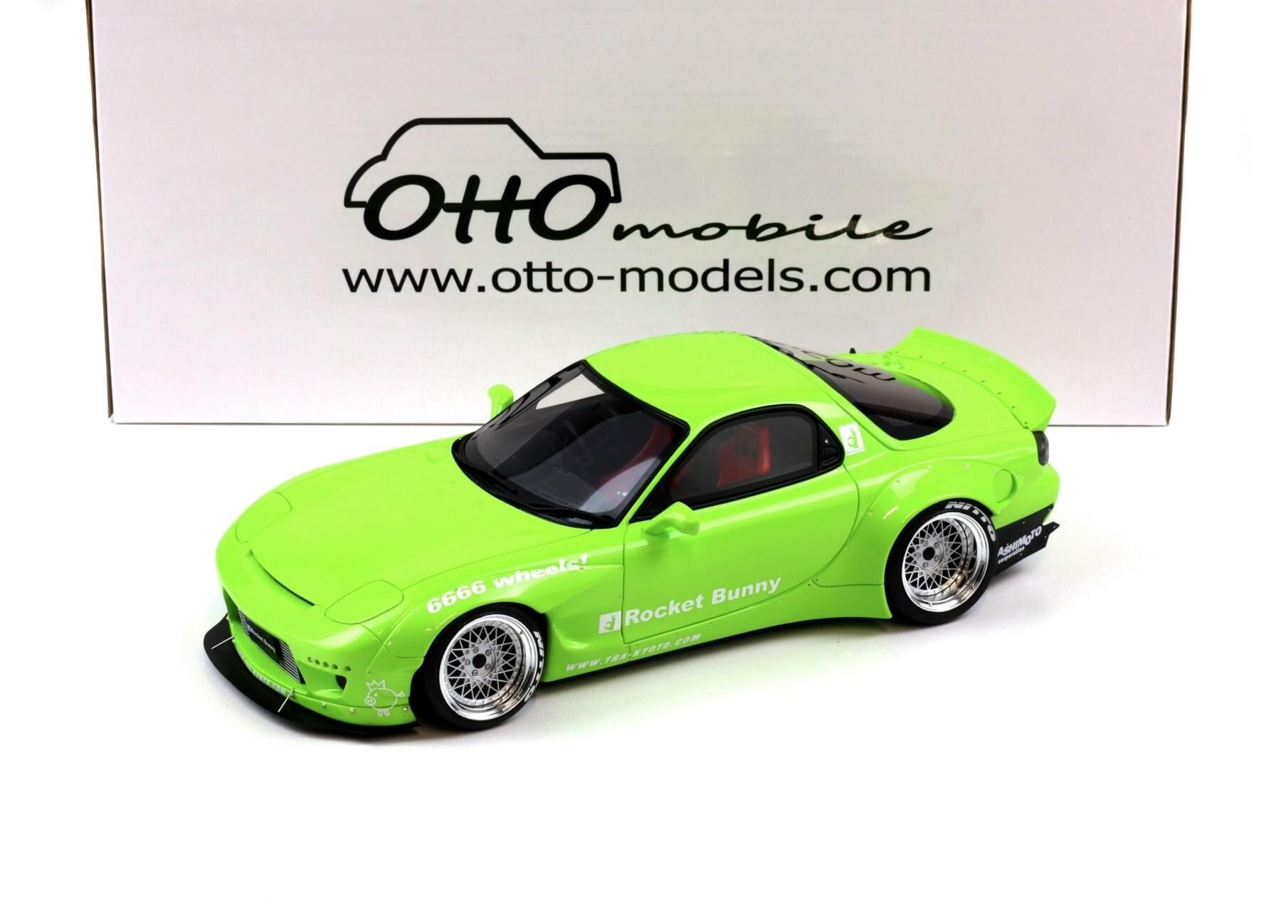 OTTO MAZDA RX-7 (FDS3) ROCKET BUNNY V1 PEARL GREEN 1:18 (OT1155)