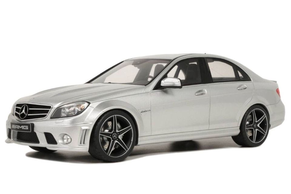 GT SPIRIT Mercedes Benz C63 AMG 2008 1:18 (GT462)