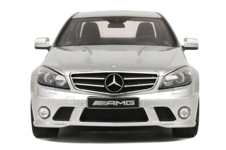 GT SPIRIT Mercedes Benz C63 AMG 2008 1:18