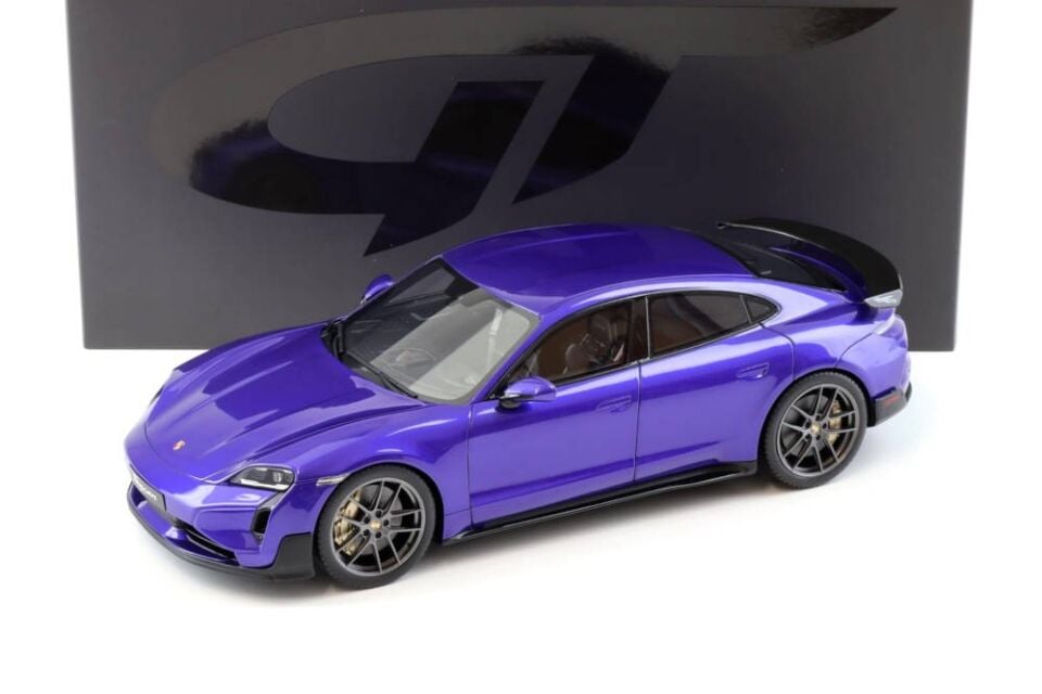 GT SPIRIT PORSCHE TAYCAN TURBO GT 1:18 (GT520)