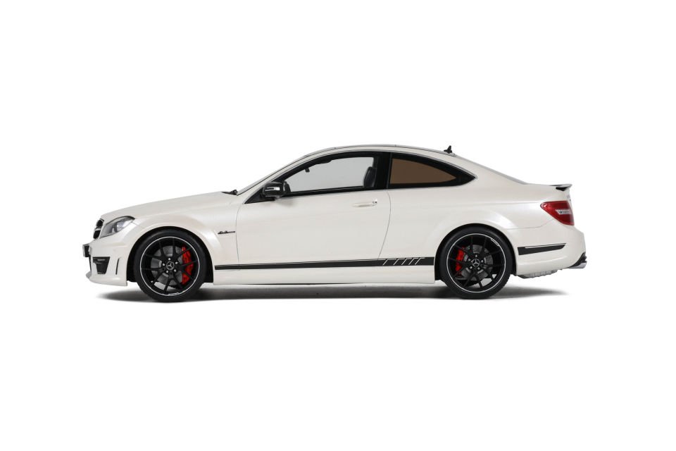 GT SPIRIT Mercedes Benz C63 AMG 507 1:18(GT899)