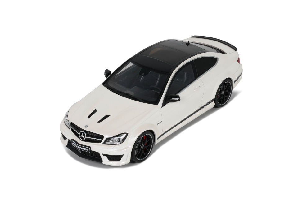 GT SPIRIT Mercedes Benz C63 AMG 507 1:18(GT899)