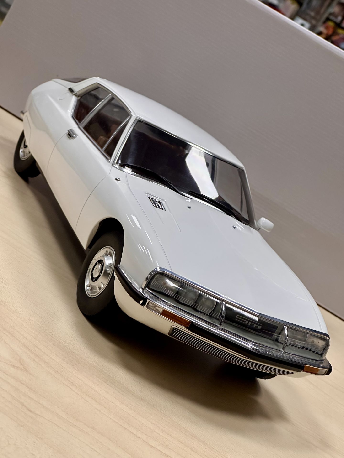NOREV Citroën SM 1970 White - Genova Presentation Version 1:12