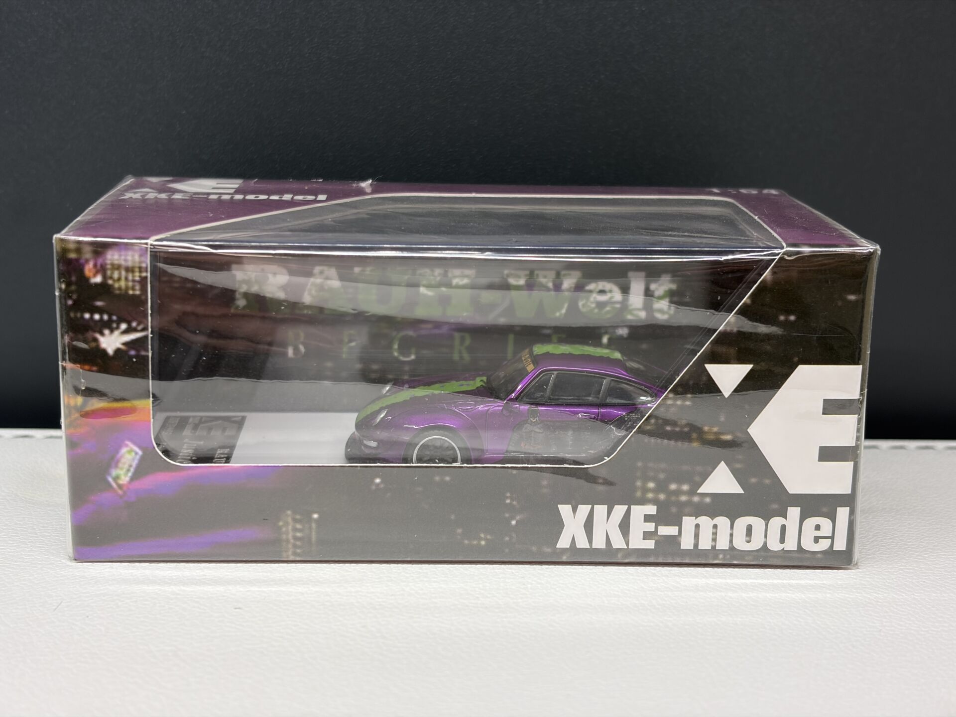 XKE MODEL RWB 993 JUSTICE & EVIL 1:64