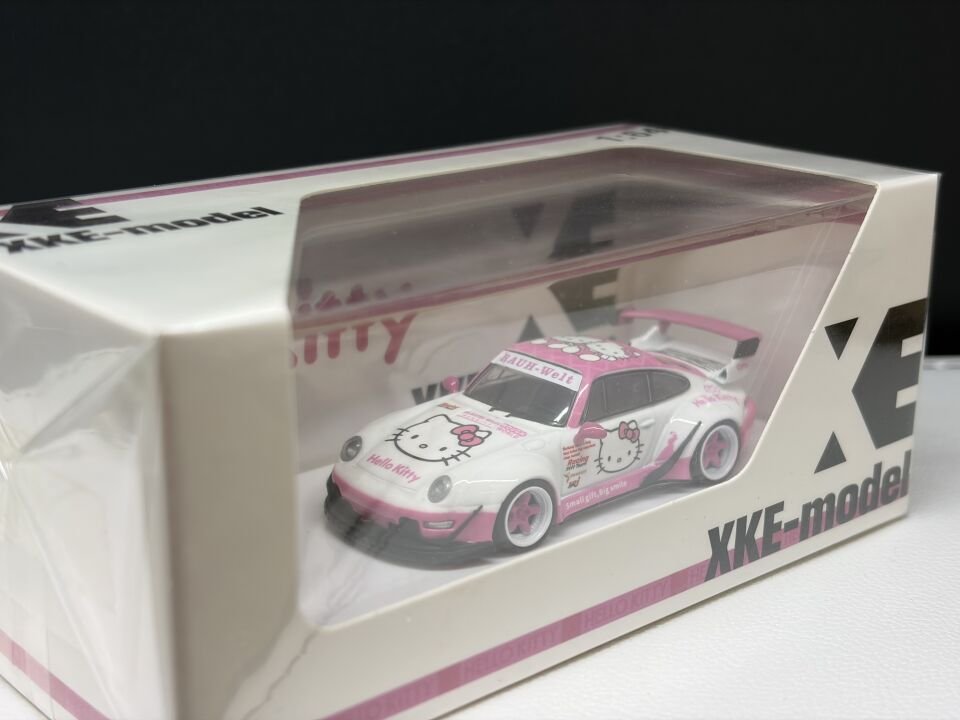 XKE MODEL RWB 993 HELLO KITTY 1:64