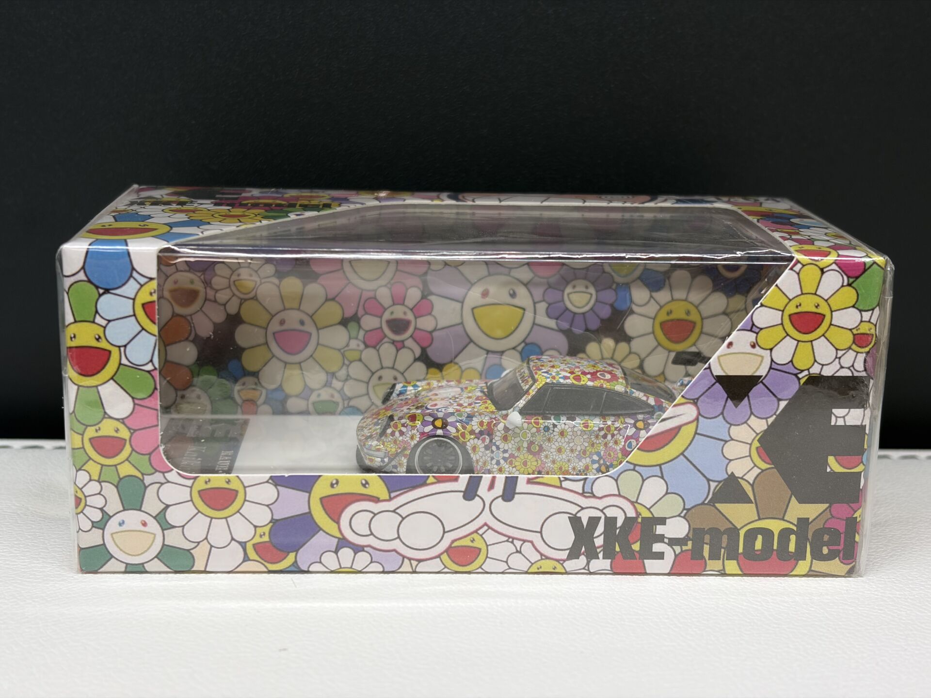 XKE MODEL RWB 964 KAIKAKI KIKI  1:64