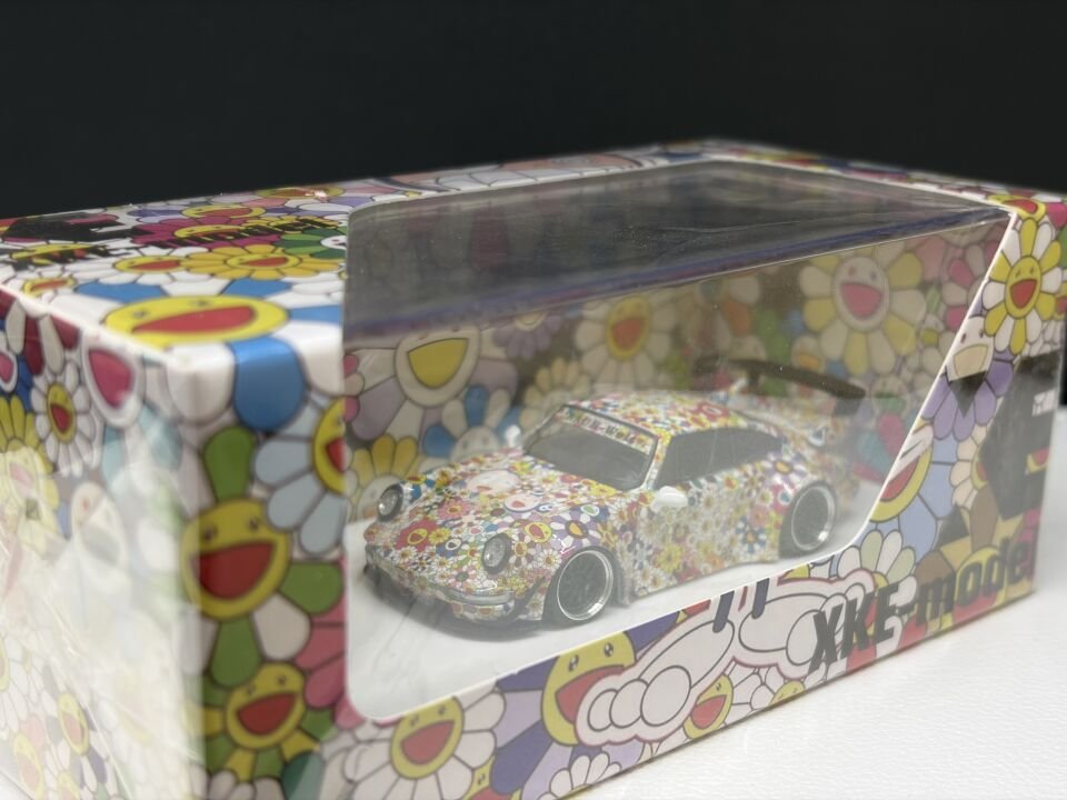 XKE MODEL RWB 964 KAIKAKI KIKI  1:64