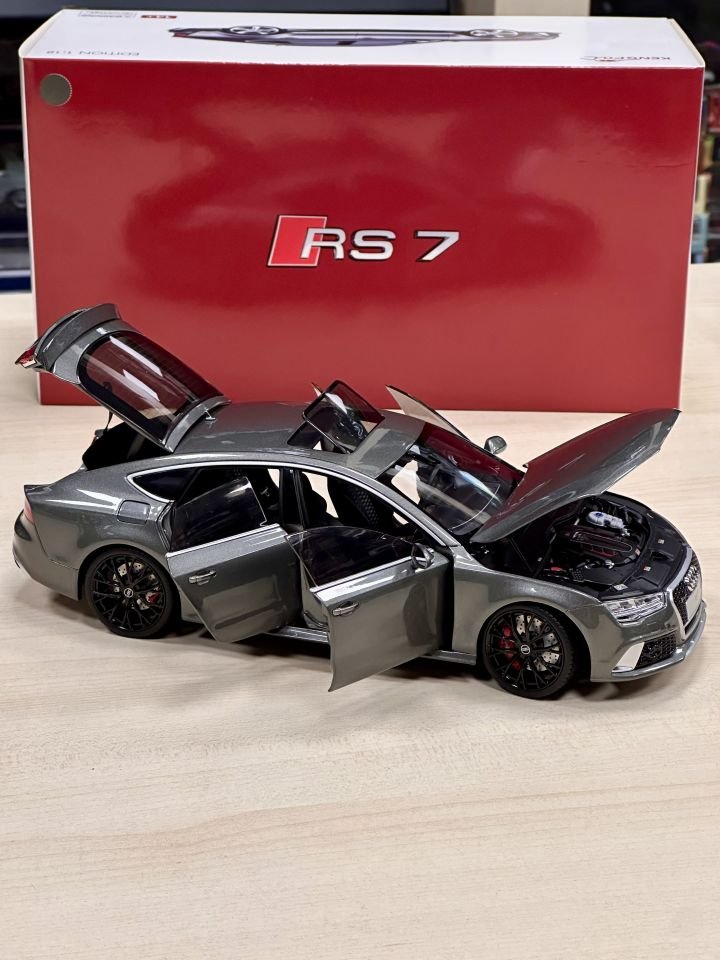 KENGFAİ 1:18 AUDİ RS7 GREY