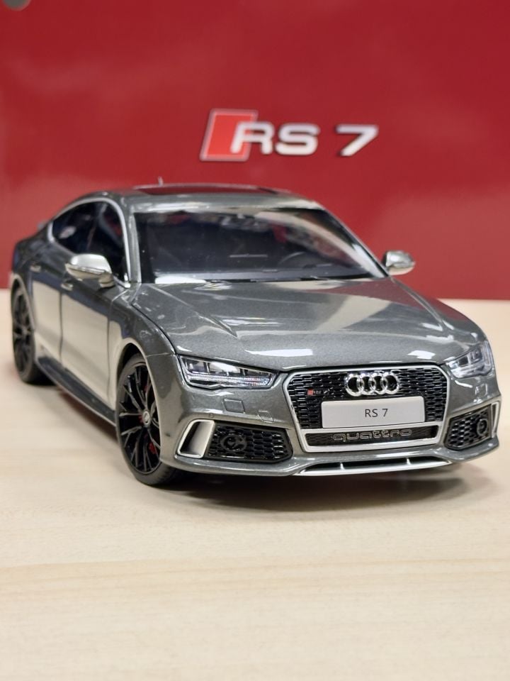 KENGFAİ 1:18 AUDİ RS7 GREY