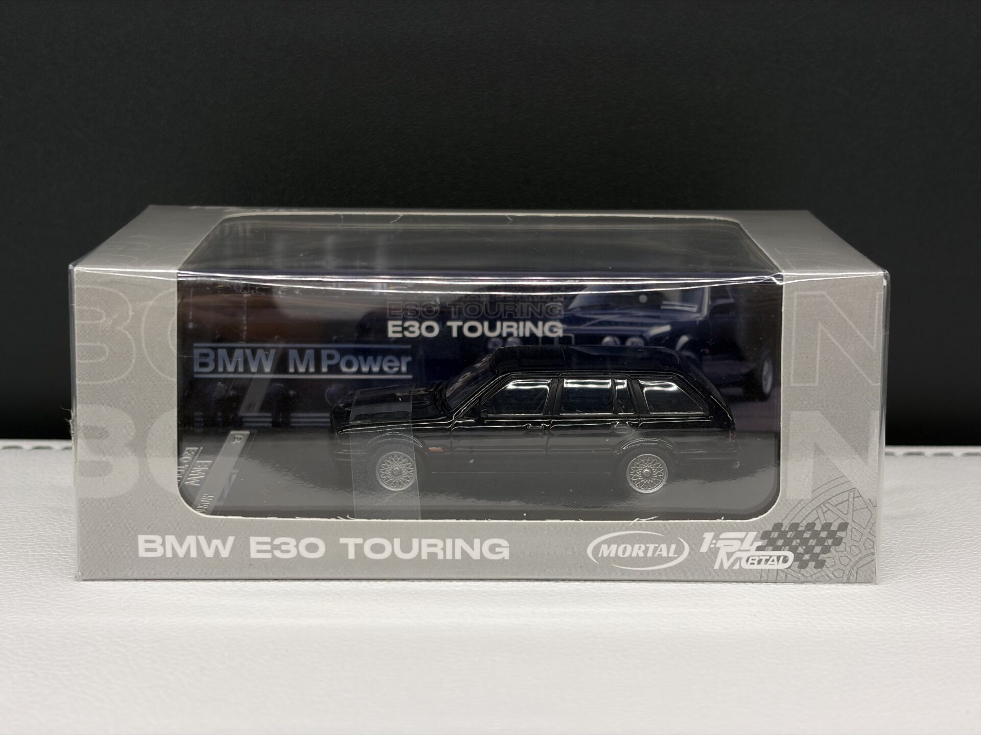 MORTAL MODEL BMW E30 TOURING 1:64