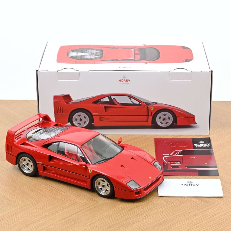 NOREV 1:12 FERRARİ F40