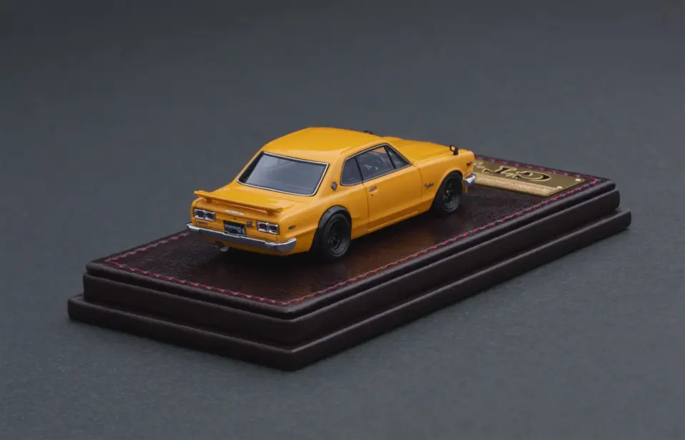 IGNITION MODEL SKYLINE 2000 GTR (KPGC10) BORWN 1:64