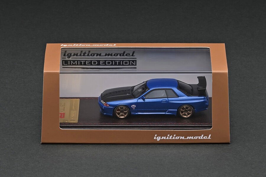 IGNITION MODEL SKYLINE GT-R NISMO (R32) BLUE METALLIC 1:64 (IG2689)
