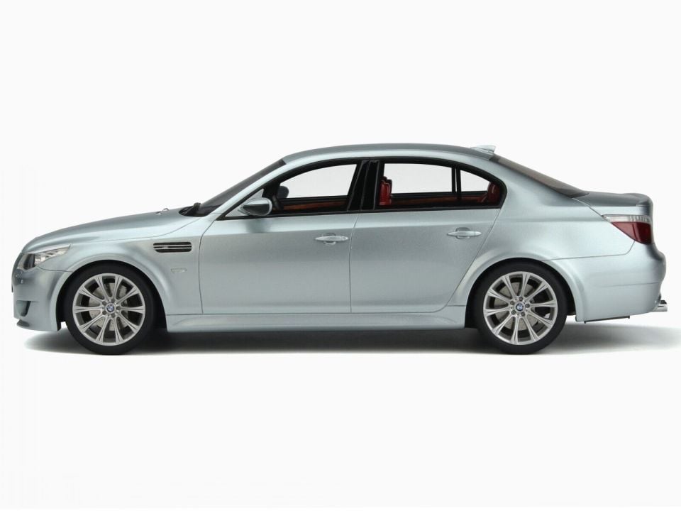 OTTO BMW M5 E60 2018 (OT426) 1:18