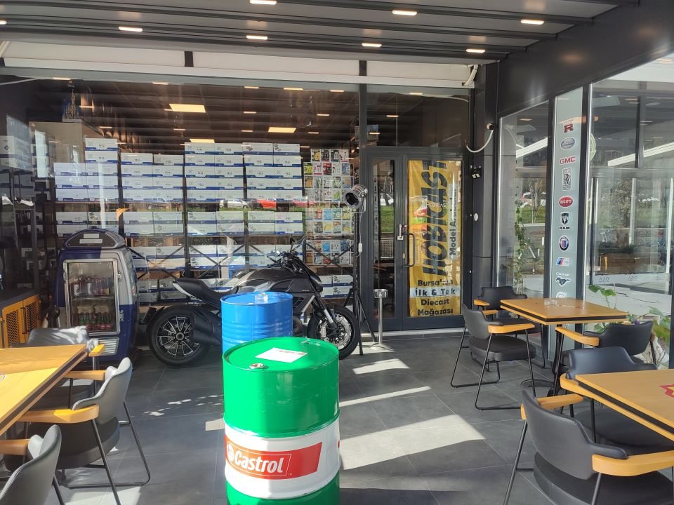 AUTOART VW POLO OCEANICGR PERLEFF (59766) 1:43