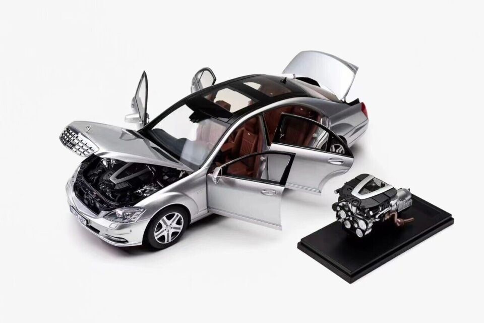 MOTORHELİX Mercedes-Benz S-Class S600L W221 (Silver) Diecast Car Model with Extra Engine
