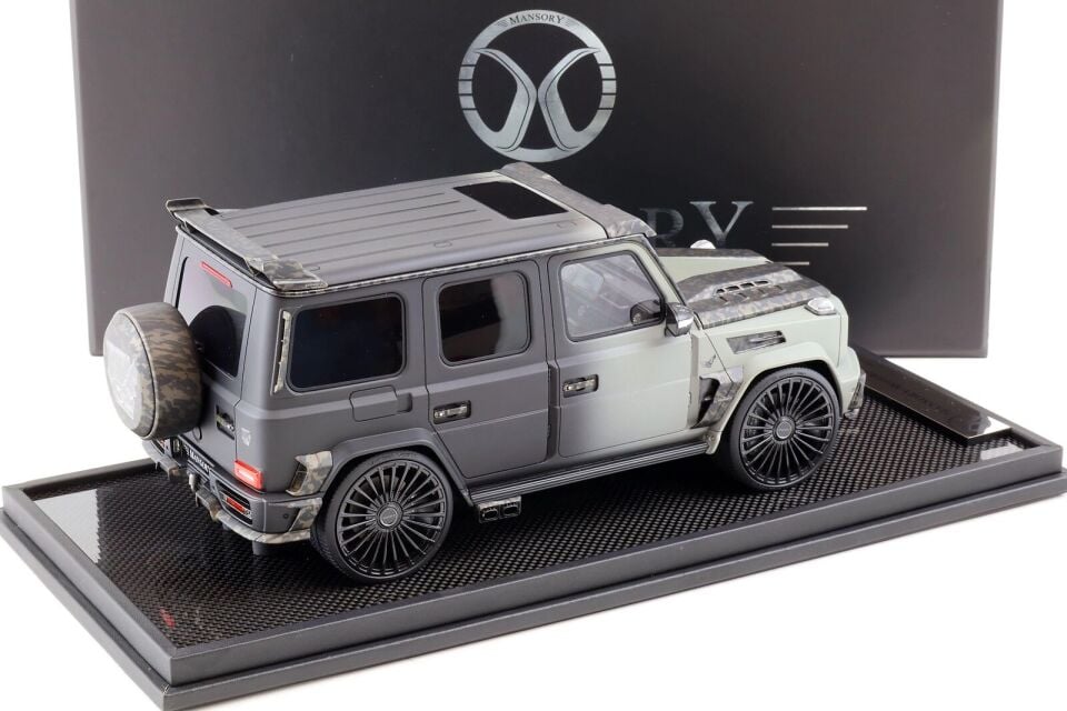 MOTORHELİX 1:18 Mercedes Classe G G63 AMG Mansory UAE noir