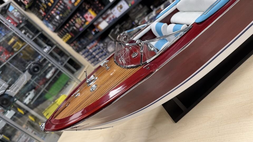 Riva Aquarama Model Gemi 87L x 26W x 24H