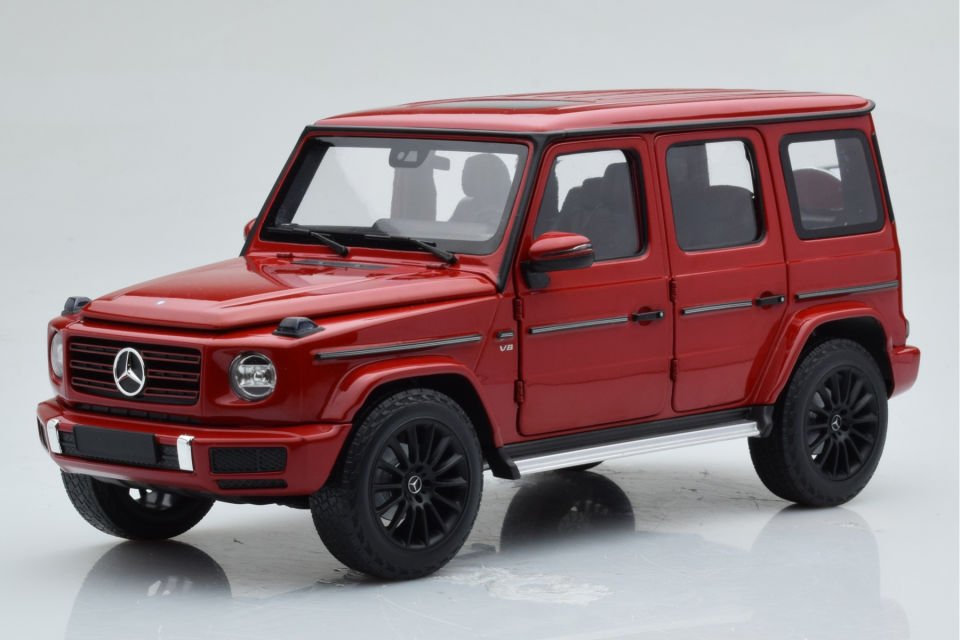 MINICHAMPS MERCEDES G-CLASS AMG G63 (W463) 2020 1:18