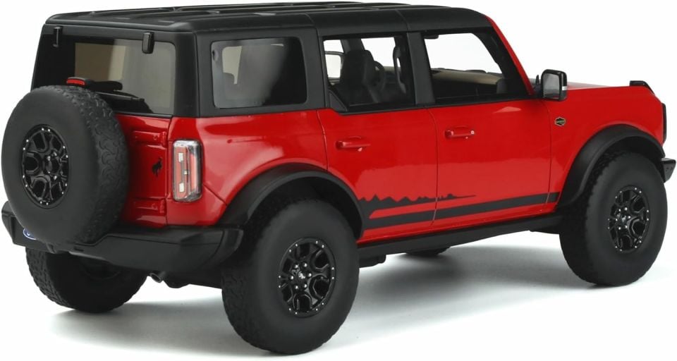 GT SPIRIT FORD BRONCO 4 DOORS 2021 1:18 (GT360)