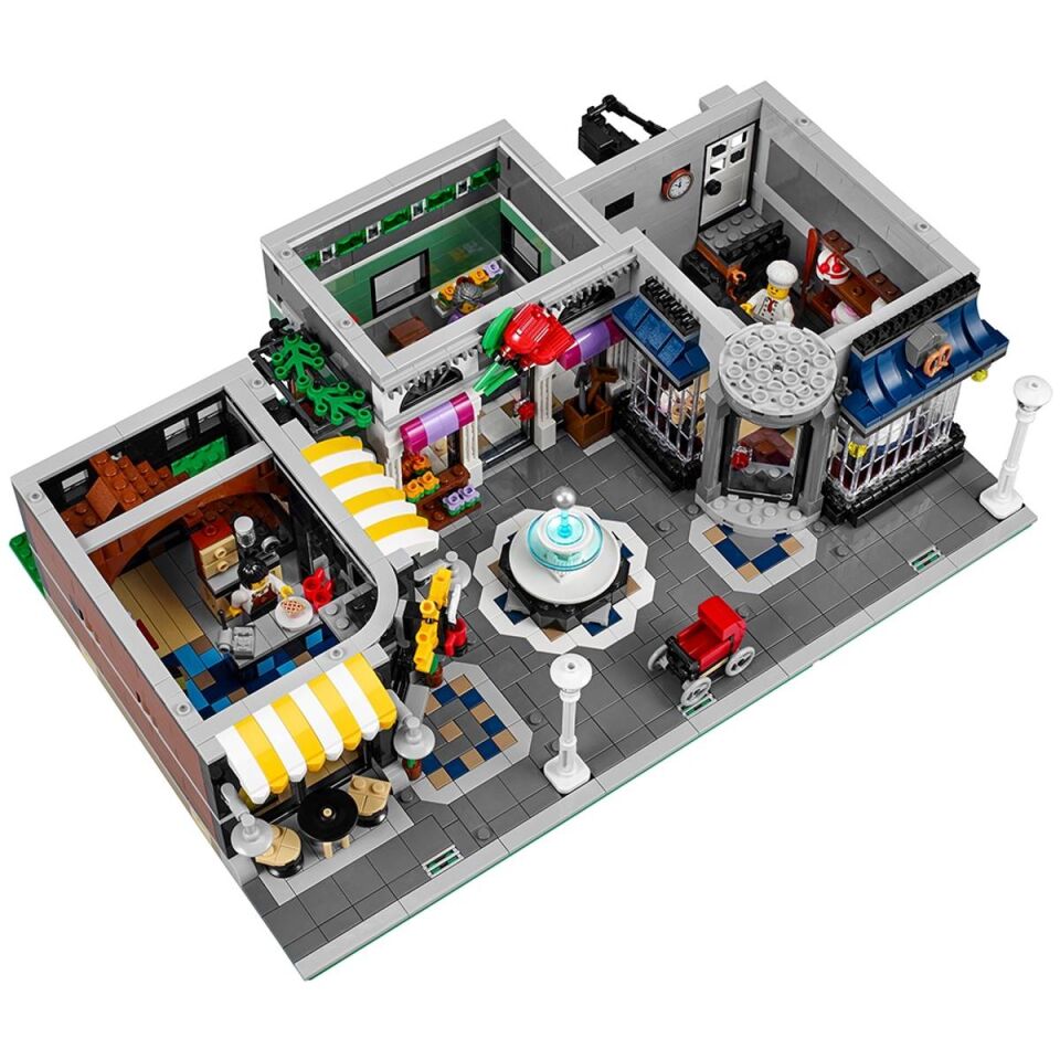 10255 LEGO Creator Expert Assembly Square