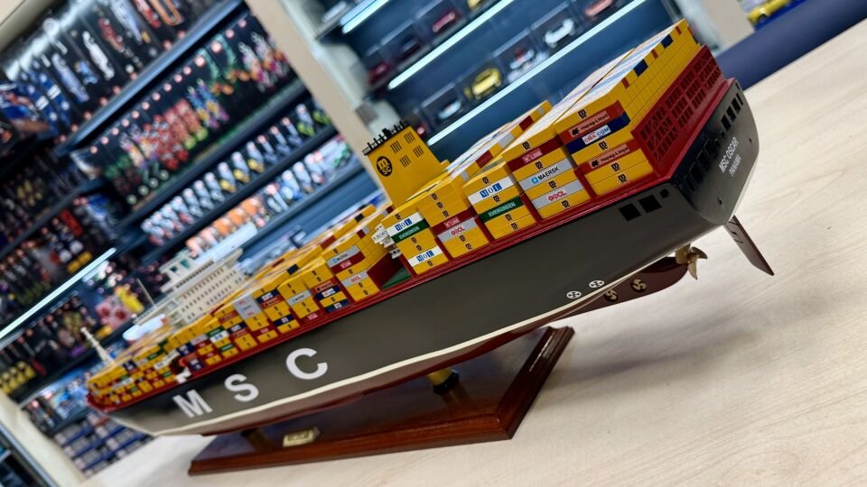 MSC OSCAR 103*15*24 CM