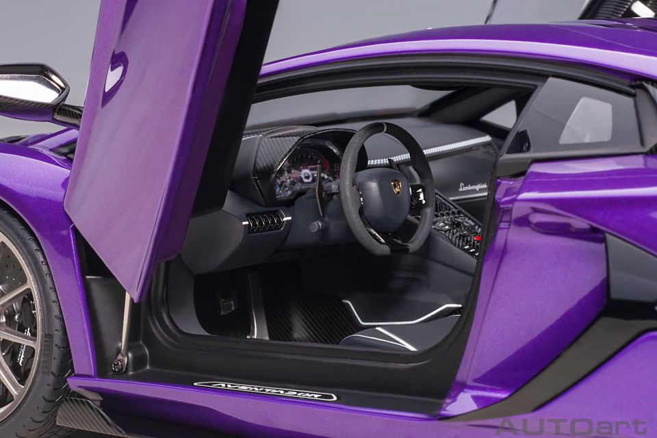 AUTOART LAMBORGHINI DIABLO SVJ 1:18 (79158)