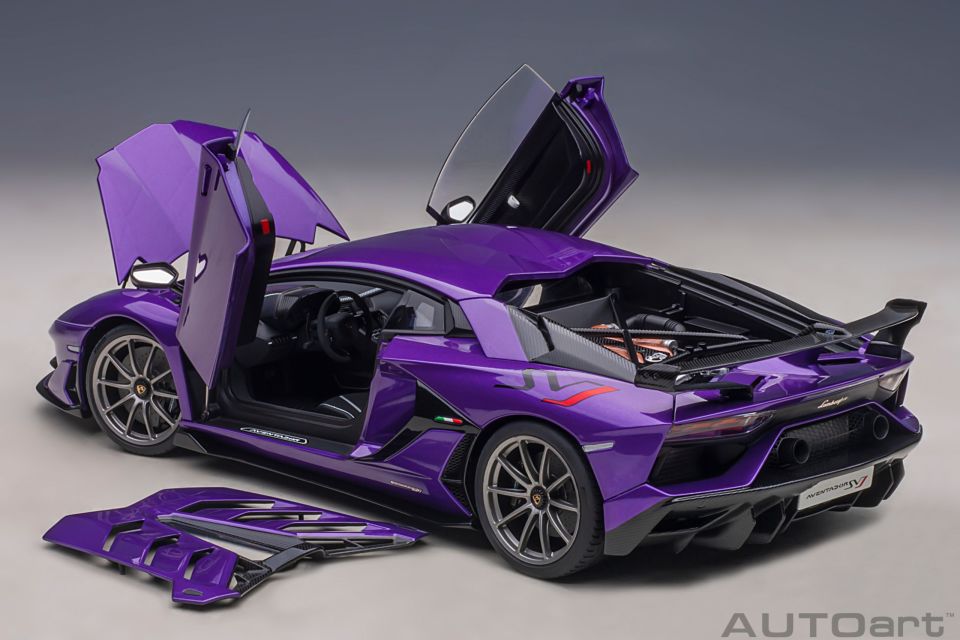 AUTOART LAMBORGHINI DIABLO SVJ 1:18 (79158)