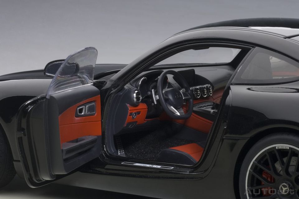 AUTOART MERCEDES AMG GT S 1:18 (76313)