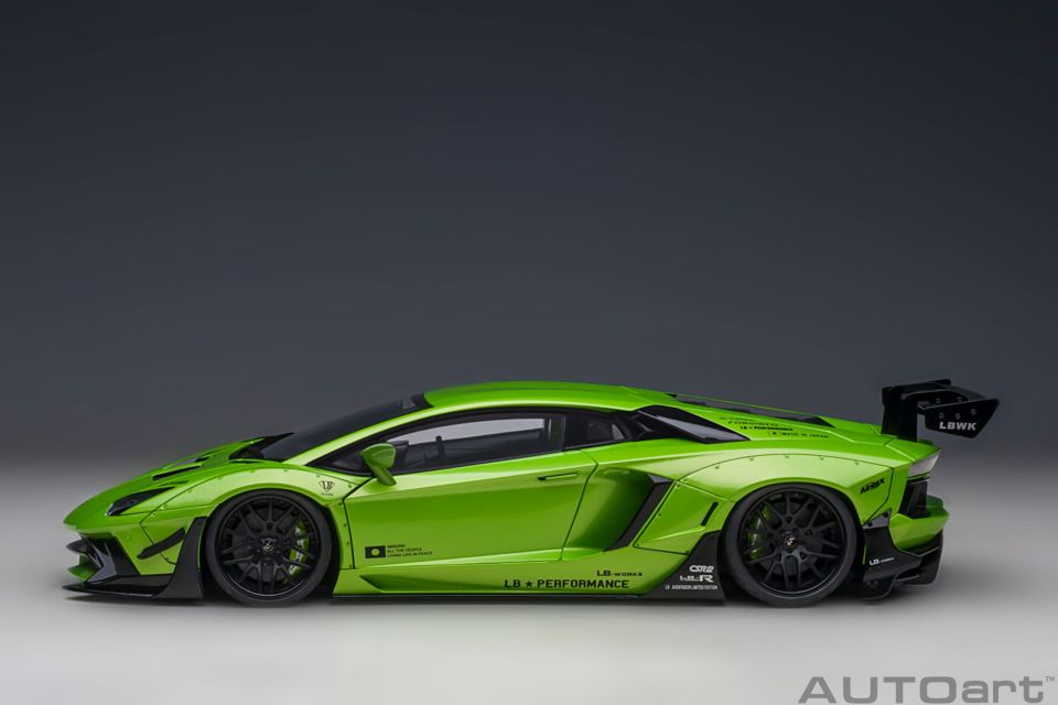 AUTOART LAMBORGHINI  LIBERTY WALK LB-WORKS AVENTADOR LMTD 1:18 (79243)