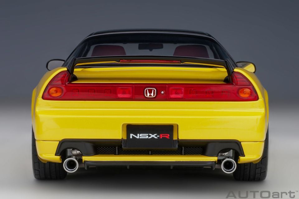1:18 Autoart 2002 Honda NSX-R (NA2)