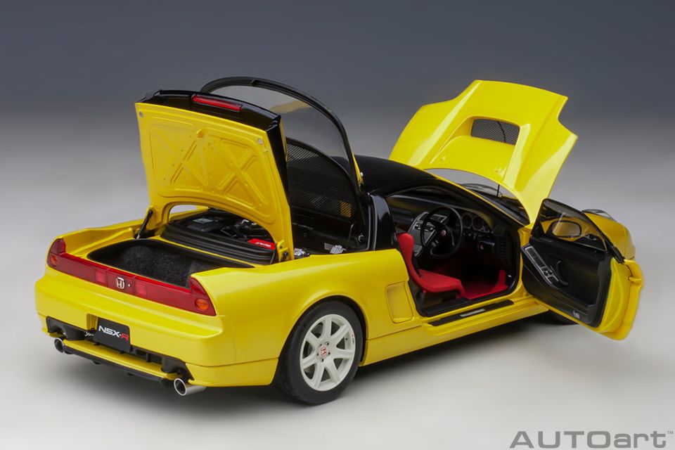 AUTOART HONDA NSX-R (NA2) 1:18