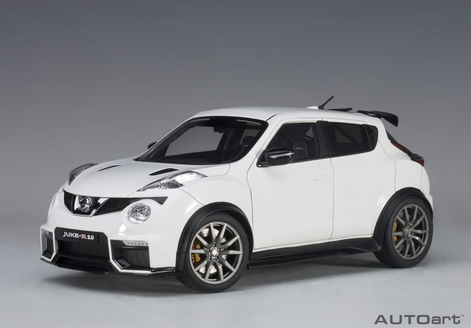 AUTOART NISSAN JUKE-R 2.0 1:18 (77456)