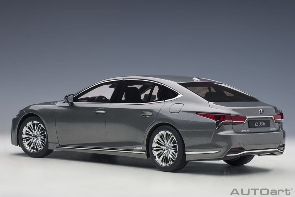 AUTOART LEXUS LS 500H 1:18