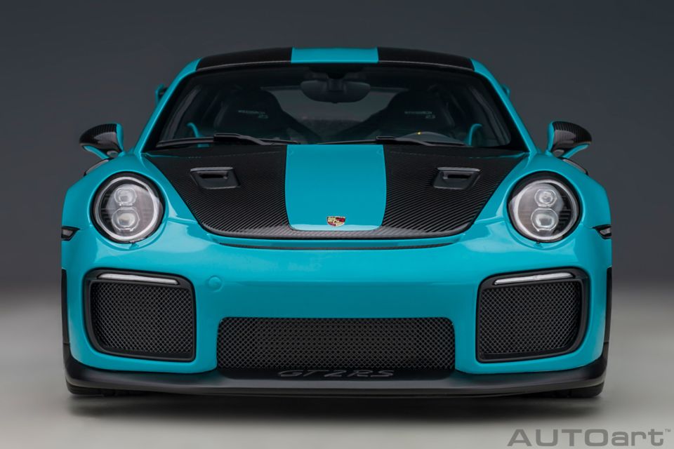 AUTOART PORSCHE 911 GT2 RS WEISSACH PACKAGE 1:18 (78175)