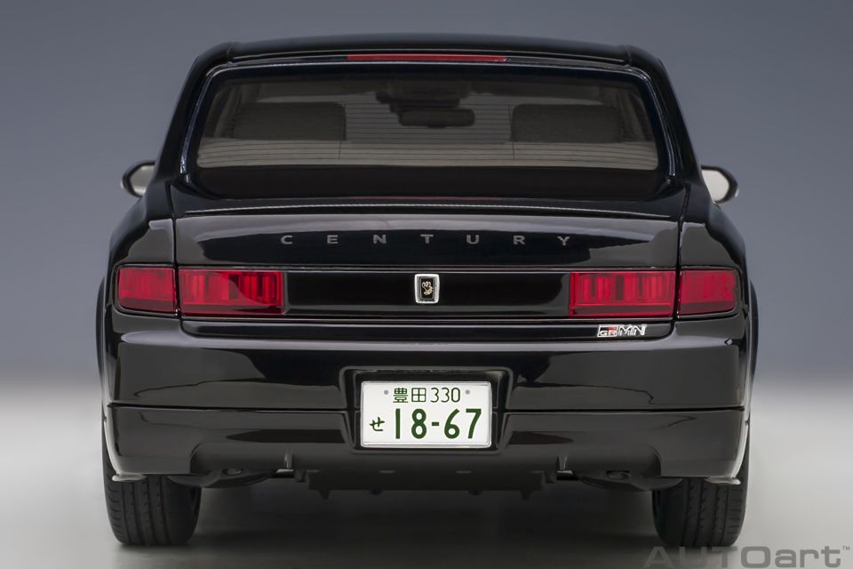 AUTOART TOYOTA CENTURY GRMN 1:18 (78763)