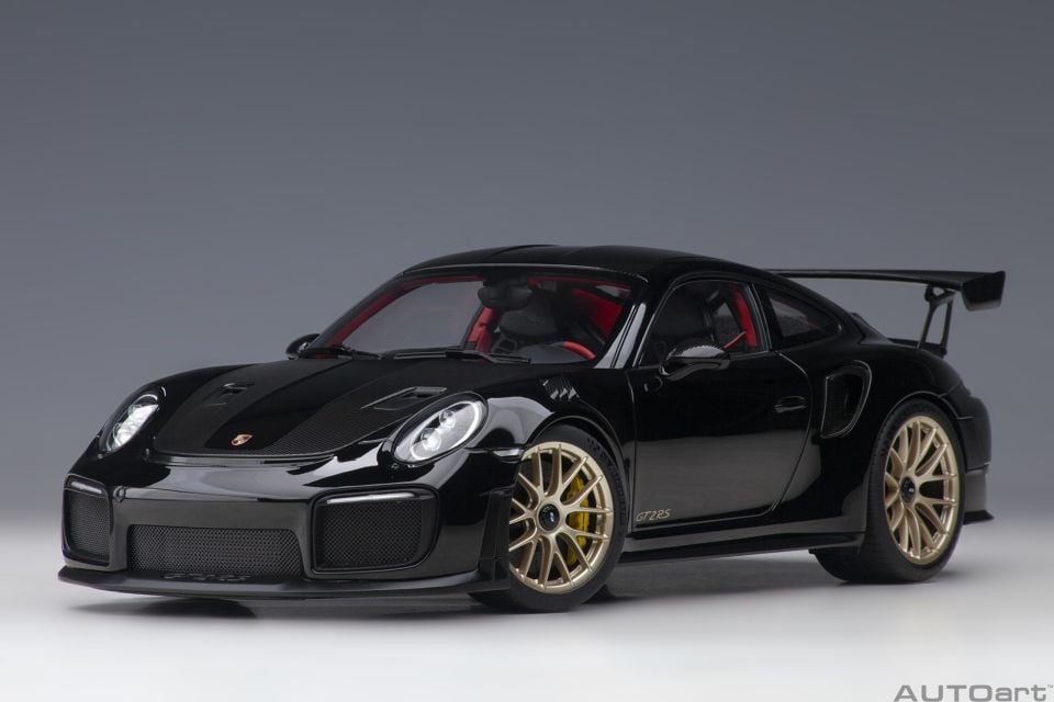 AUTOART PORSCHE 911 GT2 RS WEISSACH PACKAGE 1:18 (78186)