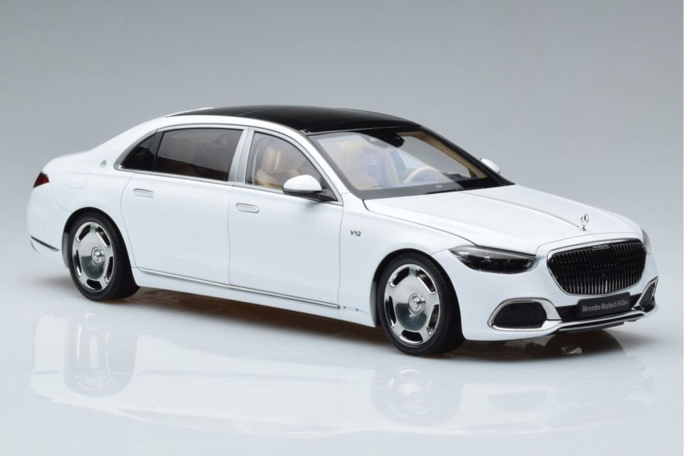 ALMOST REAL MERCEDES MAYBACH S600 2021 1:18