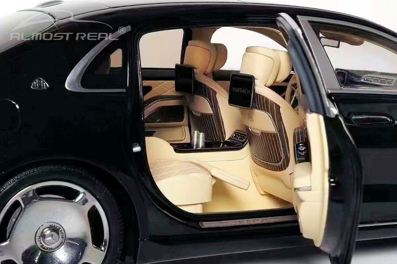 ALMOST REAL MERCEDES MAYBACH S600 V12 2021 1:18 (820115)