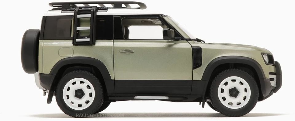 ALMOST REAL LAND ROVER DEFENDER 90 2020 1:18 (810704)