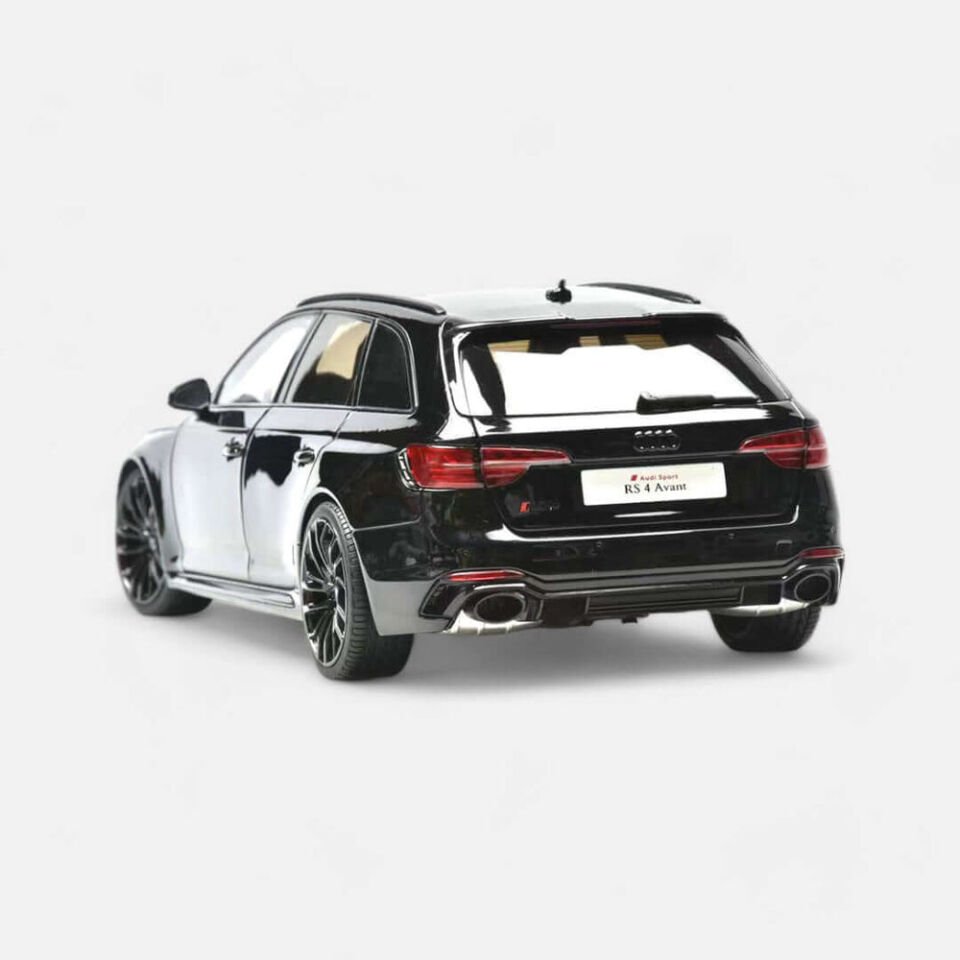 KENGFAİ / KİLO WORKS 1:18 Audi RS4 Avant - 2020
